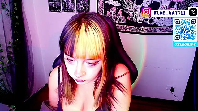 Snapshot of blue_katt chatting on July 21, 2026, 3:31 am blue katt online show from July 21, 2026, 3:31 am