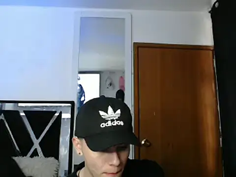 Smith boy 25 online show from March 10, 2025, 9:07 pm