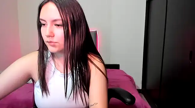 Snapshot of Duqueza4you chatting on February 23, 2025, 11:44 am Duqueza4you online show from February 23, 2025, 11:44 am