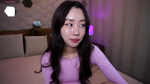 ShyyAngel online show from September 13, 2025, 6:24 am