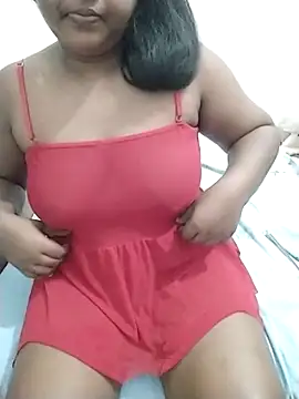 Snapshot of SLbeaty chatting on October 12, 2025, 12:20 am SLbeaty online show from October 12, 2025, 12:20 am