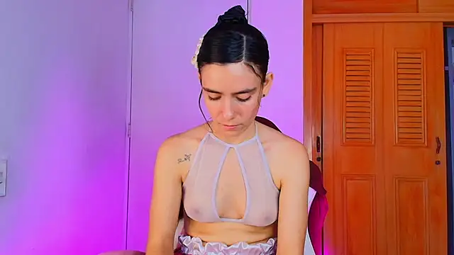 Snapshot of Peach_Rose_ chatting on March 9, 2025, 9:25 pm Peach Rose  online show from March 9, 2025, 9:25 pm