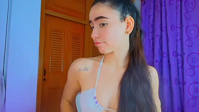 Snapshot of Peach_Rose_ chatting on March 12, 2025, 2:41 am Peach Rose  online show from March 12, 2025, 2:41 am