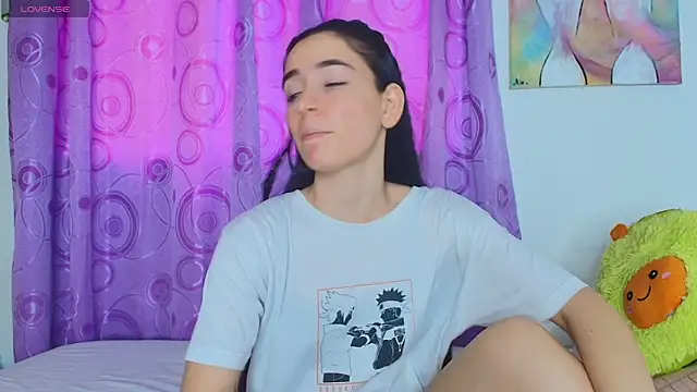 Snapshot of Peach_Rose_ chatting on September 25, 2025, 9:07 pm Peach Rose  online show from September 25, 2025, 9:07 pm