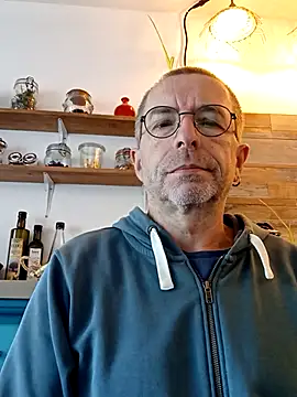 Xavspank2 online show from October 15, 2025, 10:04 am