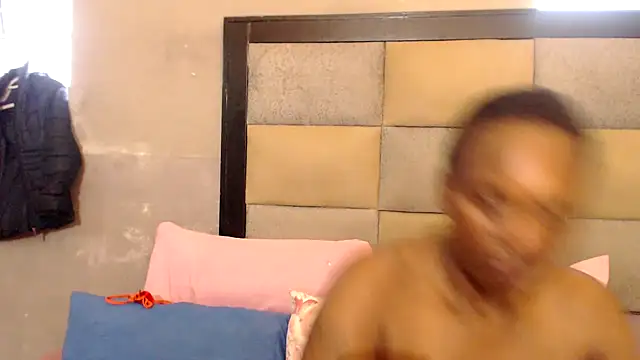 Snapshot of DIVAASS1 chatting on March 5, 2026, 8:32 am DIVAASS1 online show from March 5, 2026, 8:32 am