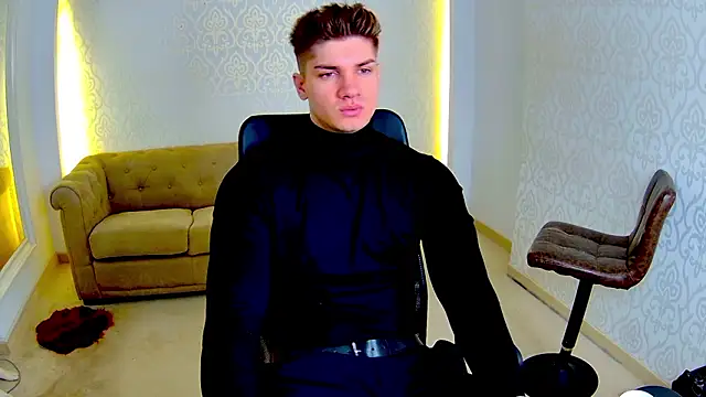 Snapshot of MaxKaiden chatting on February 22, 2026, 5:40 am MaxKaiden online show from February 22, 2026, 5:40 am