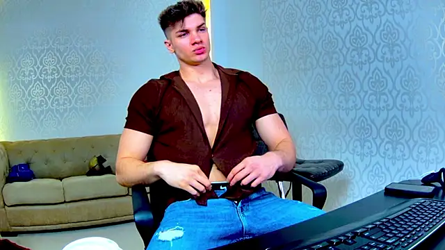 Snapshot of MaxKaiden chatting on March 2, 2026, 5:30 am MaxKaiden online show from March 2, 2026, 5:30 am