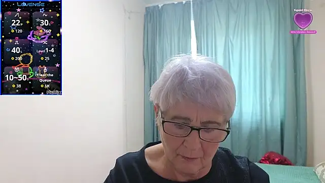 Sandra Snowflake online show from October 5, 2025, 9:29 am