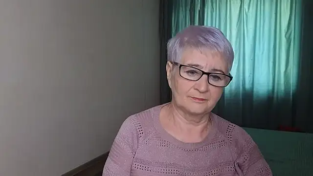 Sandra Snowflake online show from October 14, 2025, 11:11 am