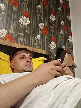 Eusuntnoulgigolo online show from May 2, 2026, 8:03 pm