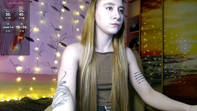 Snapshot of Ivy_dean chatting on March 7, 2025, 11:38 pm Ivy dean online show from March 7, 2025, 11:38 pm