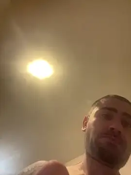 Snapshot of MagicChannon12 chatting on March 17, 2025, 8:40 am MagicChannon12 online show from March 17, 2025, 8:40 am