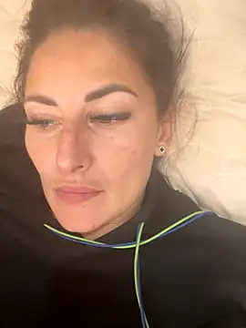 Veronicavirus online show from September 28, 2025, 9:25 am