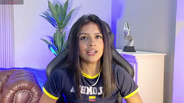 Snapshot of katia_foxxx_ chatting on July 7, 2026, 5:39 pm katia foxxx online show from July 7, 2026, 5:39 pm