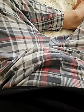 Snapshot of skiciyunis chatting on February 13, 2026, 1:40 pm skiciyunis online show from February 13, 2026, 1:40 pm