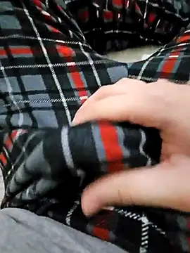 Snapshot of skiciyunis chatting on March 31, 2026, 5:35 pm skiciyunis online show from March 31, 2026, 5:35 pm