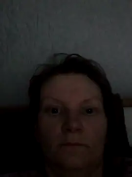 Snapshot of Yarina3236 chatting on March 3, 2025, 6:15 am Yarina3236 online show from March 3, 2025, 6:15 am