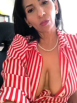 Snapshot of Mrsvictoriaaa chatting on April 30, 2026, 8:57 pm Mrsvictoriaaa online show from April 30, 2026, 8:57 pm