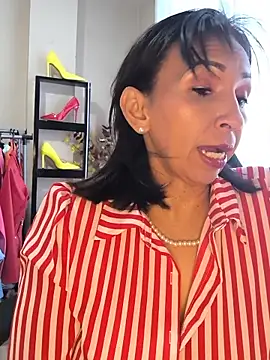 Snapshot of Mrsvictoriaaa chatting on May 11, 2026, 8:50 pm Mrsvictoriaaa online show from May 11, 2026, 8:50 pm