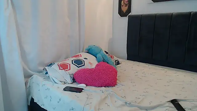 lunitadal online show from October 21, 2025, 2:23 am