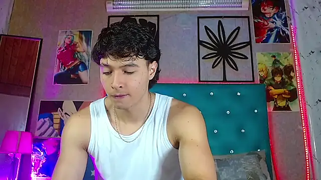 Snapshot of LiamAndrewzz chatting on June 27, 2026, 3:33 am LiamAndrewzz online show from June 27, 2026, 3:33 am
