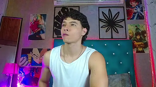 Snapshot of LiamAndrewzz chatting on July 1, 2026, 4:47 am LiamAndrewzz online show from July 1, 2026, 4:47 am