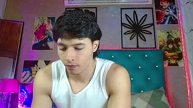 Snapshot of LiamAndrewzz chatting on July 8, 2026, 5:34 am LiamAndrewzz online show from July 8, 2026, 5:34 am