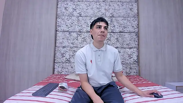 frank jhonsson online show from March 19, 2026, 6:56 pm