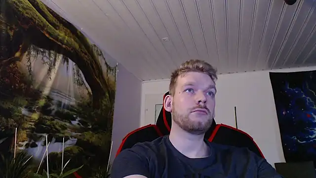 Snapshot of Justforfunc123 chatting on November 15, 2025, 10:12 am Justforfunc123 online show from November 15, 2025, 10:12 am