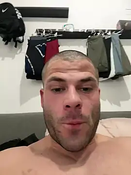 Snapshot of pesyelisa chatting on March 8, 2025, 3:02 pm pesyelisa online show from March 8, 2025, 3:02 pm