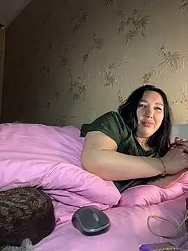 Snapshot of Naughtbaby_2025 chatting on February 14, 2026, 2:30 am Naughtbaby 2025 online show from February 14, 2026, 2:30 am