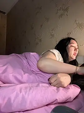 Snapshot of Naughtbaby_2025 chatting on February 15, 2026, 11:45 pm Naughtbaby 2025 online show from February 15, 2026, 11:45 pm