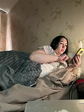 Snapshot of Naughtbaby_2025 chatting on March 20, 2026, 12:43 pm Naughtbaby 2025 online show from March 20, 2026, 12:43 pm