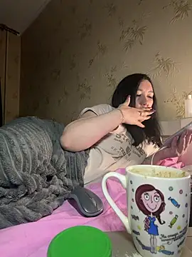 Snapshot of Naughtbaby_2025 chatting on April 3, 2026, 1:58 am Naughtbaby 2025 online show from April 3, 2026, 1:58 am