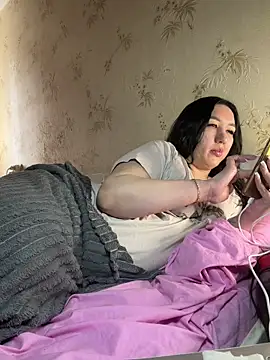 Snapshot of Naughtbaby_2025 chatting on April 29, 2026, 2:43 pm Naughtbaby 2025 online show from April 29, 2026, 2:43 pm