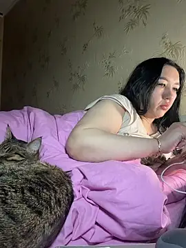 Snapshot of Naughtbaby_2025 chatting on May 2, 2026, 12:15 am Naughtbaby 2025 online show from May 2, 2026, 12:15 am