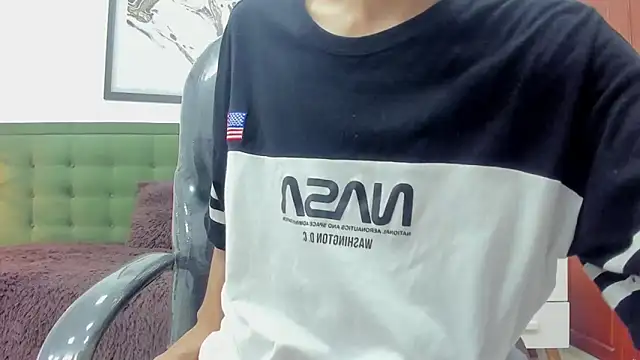 Snapshot of Johann_sex chatting on October 11, 2025, 5:33 pm Johann sex online show from October 11, 2025, 5:33 pm