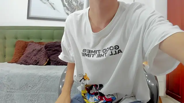 Johann sex online show from February 4, 2026, 5:08 pm