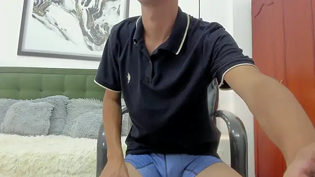 Snapshot of Johann_sex chatting on April 12, 2026, 5:40 pm Johann sex online show from April 12, 2026, 5:40 pm