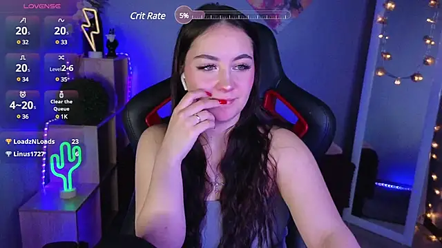 Snapshot of AshleySkott_ chatting on February 20, 2025, 10:37 am AshleySkott  online show from February 20, 2025, 10:37 am