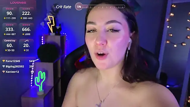 Snapshot of AshleySkott_ chatting on February 24, 2025, 1:31 pm AshleySkott  online show from February 24, 2025, 1:31 pm