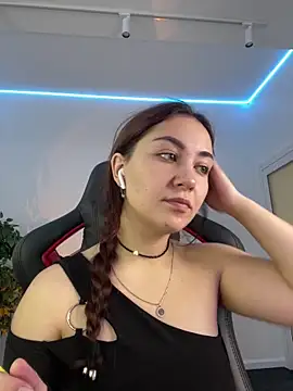 Snapshot of AshleySkott_ chatting on October 12, 2025, 9:08 am AshleySkott  online show from October 12, 2025, 9:08 am