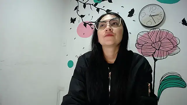 Arielle lov online show from February 28, 2025, 11:36 am