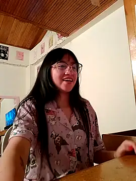 Arielle lov online show from October 1, 2025, 12:05 am