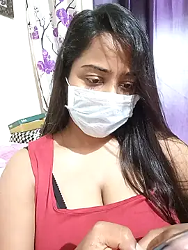 COZY ROZI online show from September 21, 2025, 12:29 pm