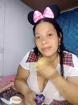 Snapshot of Valery_Yulieth chatting on March 6, 2025, 4:19 am Valery Yulieth online show from March 6, 2025, 4:19 am