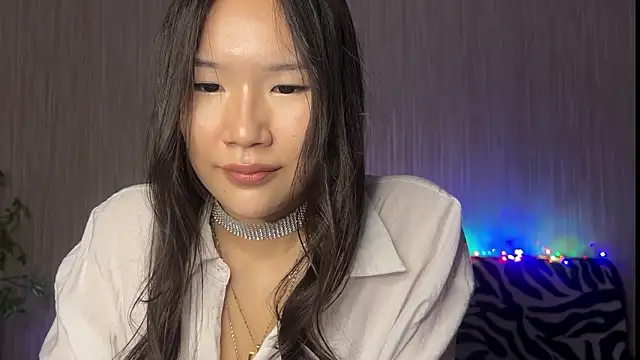 Snapshot of Asian_Vi chatting on March 9, 2025, 2:21 pm Asian Vi online show from March 9, 2025, 2:21 pm