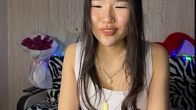 Snapshot of Asian_Vi chatting on March 11, 2025, 5:13 pm Asian Vi online show from March 11, 2025, 5:13 pm