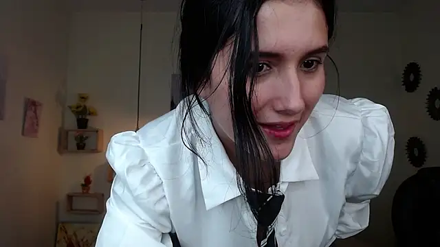 amy royale online show from March 15, 2025, 8:26 am